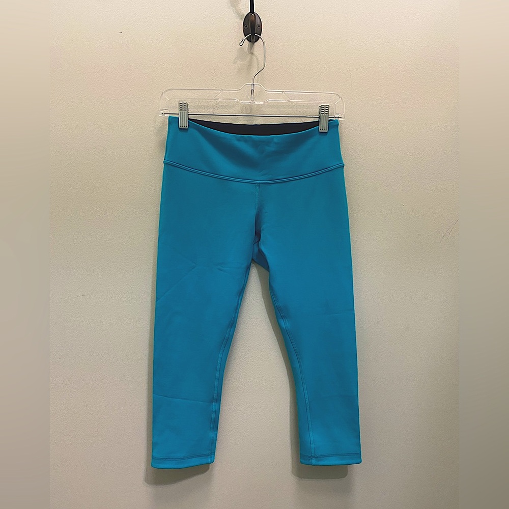 WUNDER UNDER CROP • REVERSIBLE LEGGINGS